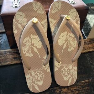 Tory Burch flip flops. Never worn!